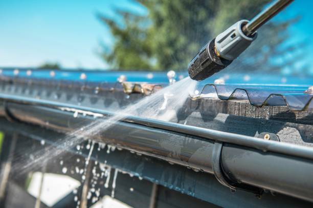 Best Roof Pressure Washing  in Central Falls, RI