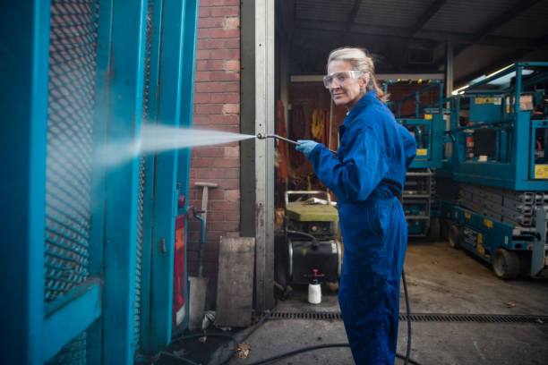 Best House Pressure Washing  in Central Falls, RI