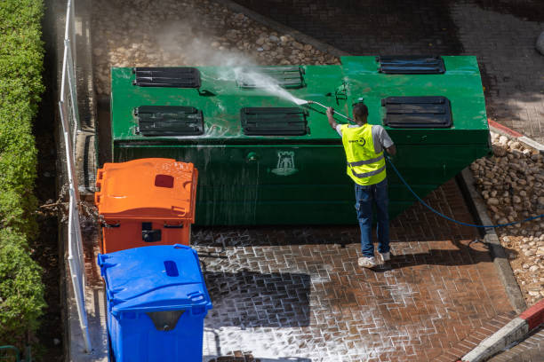 Best Roof Pressure Washing  in Central Falls, RI